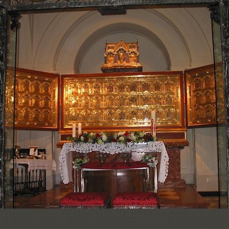 Hotel Pension Alte Muehle Клостернойбурґ Екстер'єр фото
